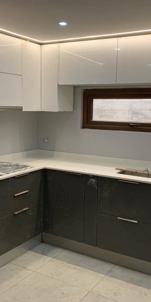 08132208-6D9B-44F8-A93A-175F1D6DDF64